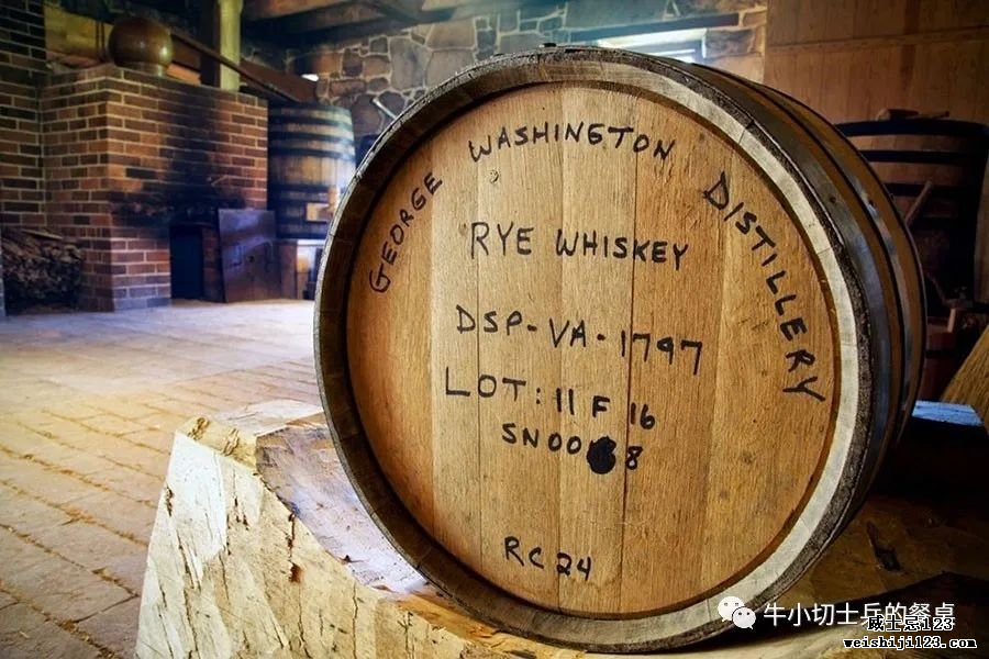 国父退休在家酿酒，抗税禁酒纷扰百年：美国与威士忌的历史情结