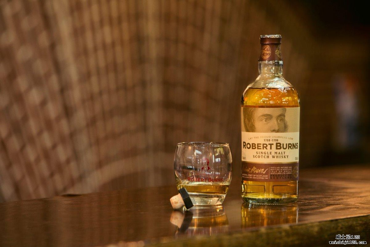 伯恩斯之夜苏格兰威士忌：阿兰·罗伯特·伯恩斯单一麦芽威士忌