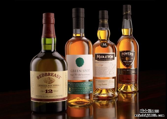 爱尔兰单锅威士忌仍在威士忌Redbreast，Green Spot，Midleton和Powers上