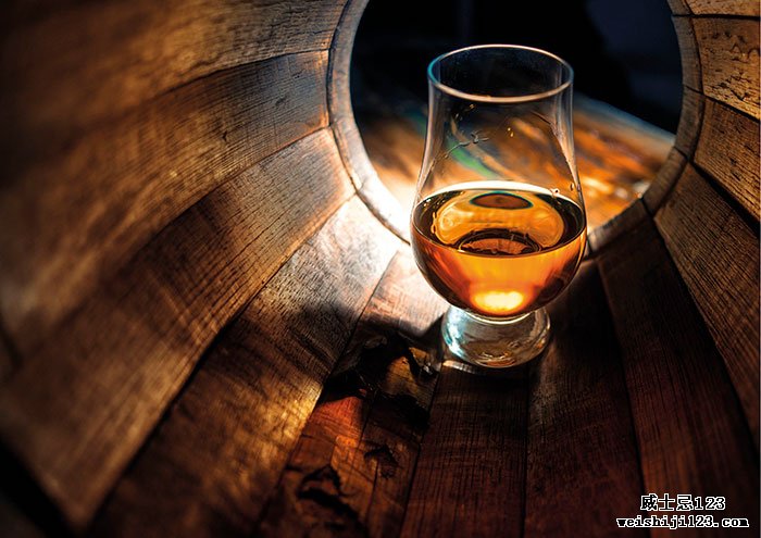 威士忌以40％的年增长率跃升至莱坊豪华投资指数的首位