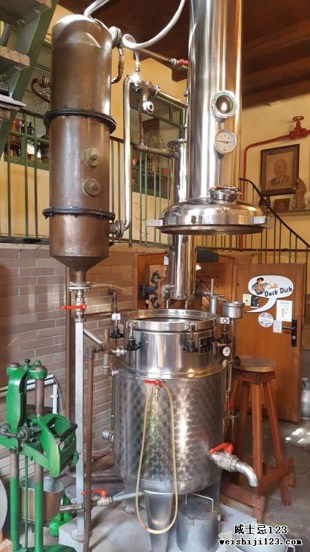 Habbel's Destillerie & Brennerei威士忌