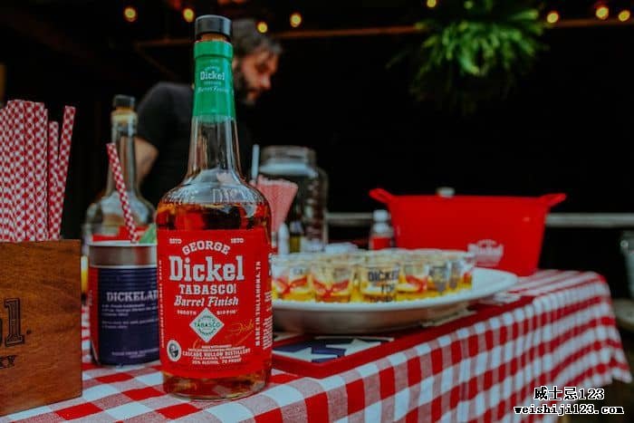 George Dickel Tabasco Brand 桶装面漆