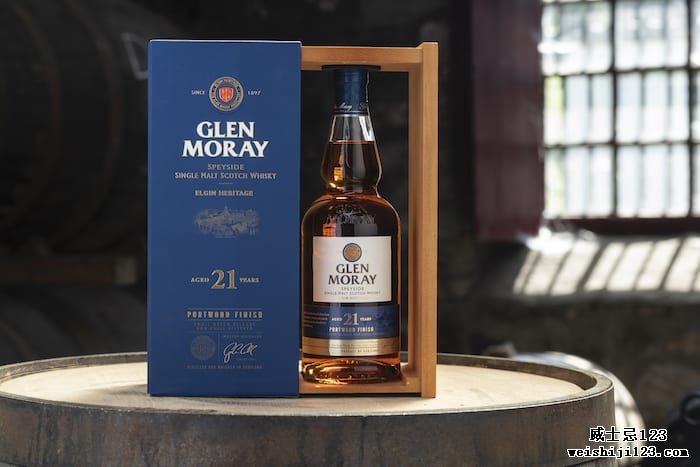 Glen Moray 21 年Portwood完成