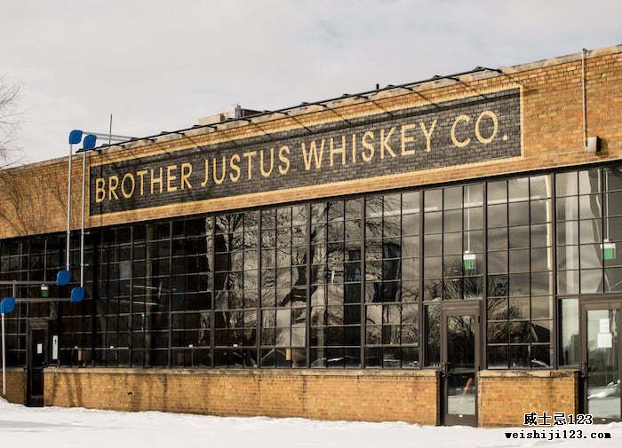 贾斯图斯兄弟威士忌公司