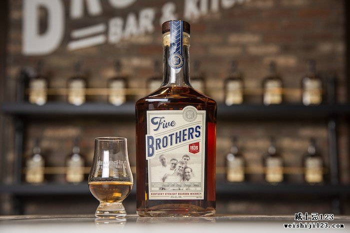 波本五兄弟（Five Brothers Bourbon）