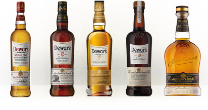 Dewar 混合苏格兰威士忌系列的新瓶装。 图片由杜瓦/百加得提供。