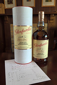 Glenfarclas £511.19s.0d 家族珍藏。 图片由 Glenfarclas/George Grant 提供。