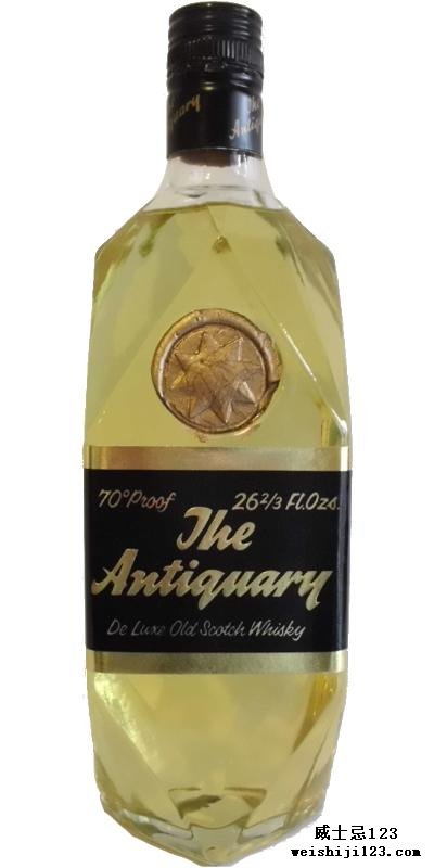 The Antiquary De Luxe Old Scotch Whisky